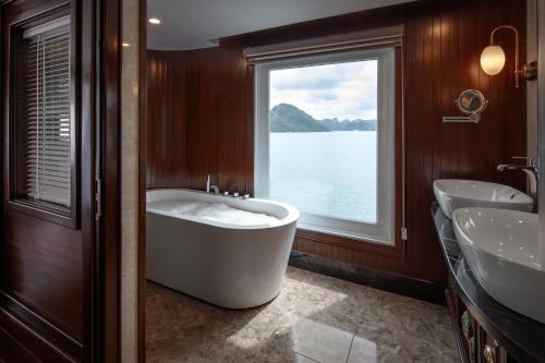 Imagen general del Hotel Paradise Elegance Cruise Halong. Foto 3