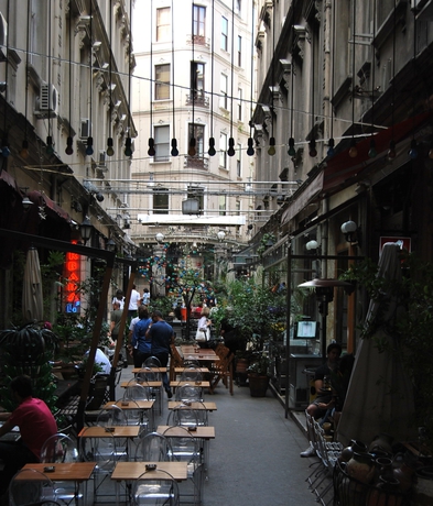 Imagen de los exteriores del Hotel Paradise, Estambul. Foto 10