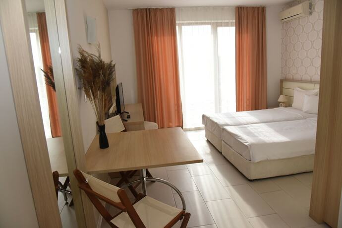 Imagen general del Hotel Paradise Garden, Sozopol. Foto 2