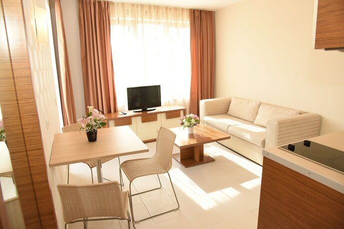 Imagen general del Hotel Paradise Garden, Sozopol. Foto 8