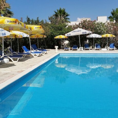 Imagen general del Hotel Paradise Holiday Bungalows. Foto 3
