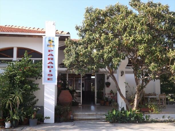 Imagen general del Hotel Paradise Holiday Bungalows. Foto 5