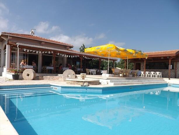 Imagen general del Hotel Paradise Holiday Bungalows. Foto 6