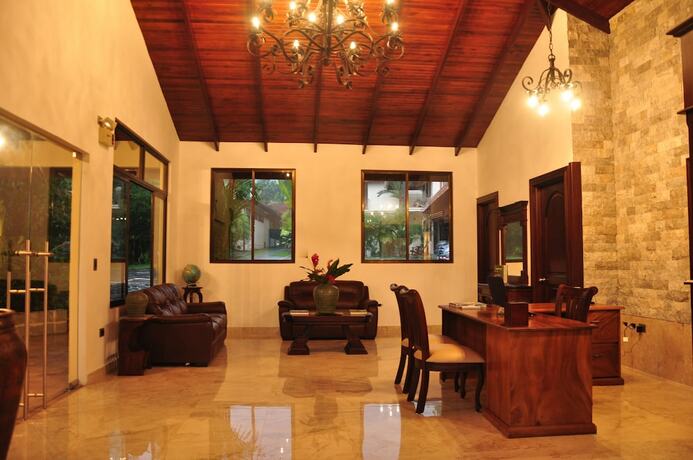 Imagen general del Hotel Paradise Hot Springs Thermal Resort. Foto 7