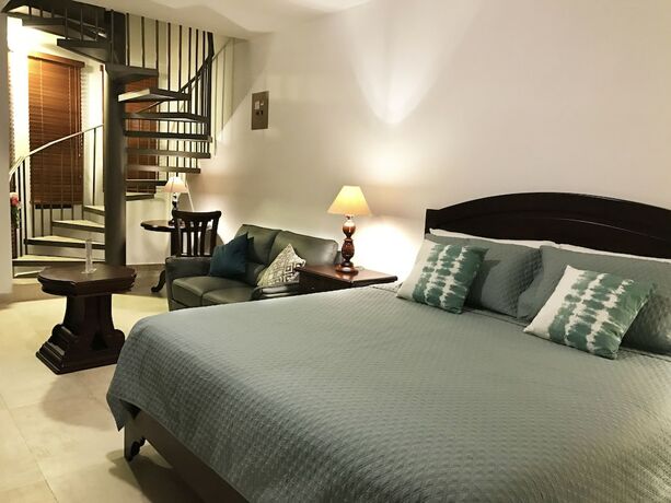 Imagen de la habitación del Hotel Paradise Hot Springs Thermal Resort. Foto 13