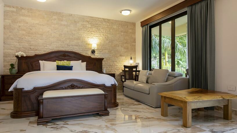 Imagen de la habitación del Hotel Paradise Hot Springs Thermal Resort. Foto 17