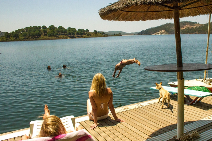 Imagen de los exteriores del Hotel Paradise In Portugal. Foto 12