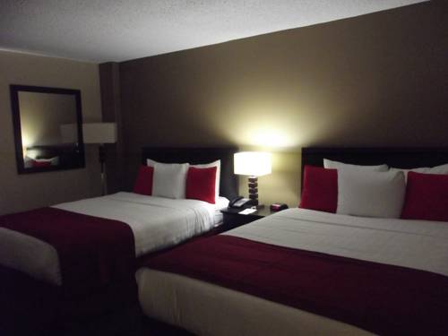 Imagen de la habitación del Hotel Paradise Inn and Conference Centre. Foto 5