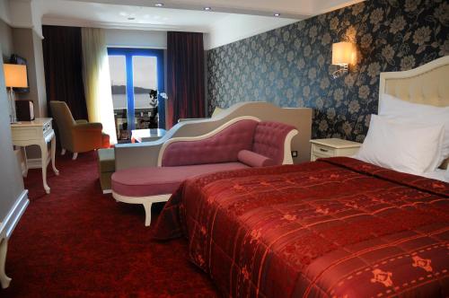 Imagen general del Hotel Paradise Island. Foto 1