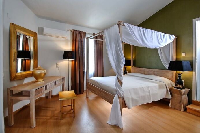 Imagen de la habitación del Hotel Paradise Island Villas. Foto 17