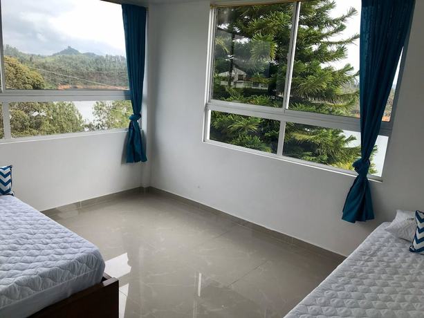 Imagen de la habitación del Hotel Paradise Lake. Foto 11