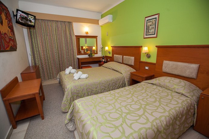 Imagen de la habitación del Hotel Paradise Lost-apartments, Tolo. Foto 5