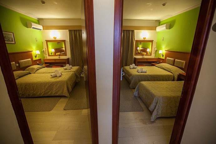 Imagen de la habitación del Hotel Paradise Lost-apartments, Tolo. Foto 9