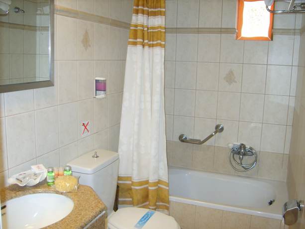 Imagen de la habitación del Hotel Paradise Lost-apartments, Tolo. Foto 16