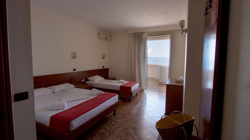 Imagen de la habitación del Hotel Paradise Lukova. Foto 12