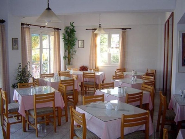 Imagen general del Hotel Paradise, Municipal Unit of Vathy. Foto 3