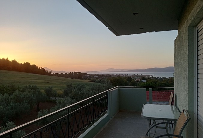 Imagen general del Hotel Paradise, Nea Palatia. Foto 4