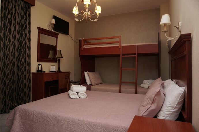 Imagen de la habitación del Hotel Paradise, Nea Vrasna. Foto 13
