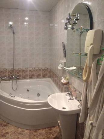 Imagen de la habitación del Hotel Paradise, Nizhnekamsk. Foto 7