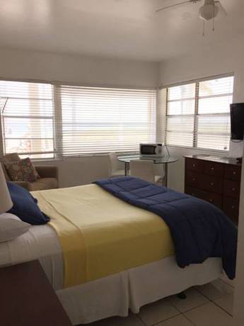 Imagen de la habitación del Hotel Paradise Oceanfront. Foto 16