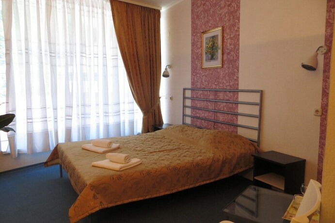 Imagen general del Hotel Paradise, Ol'ginka. Foto 3