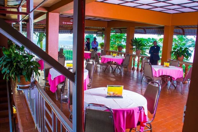 Imagen del bar/restaurante del Hotel Paradise On The Nile. Foto 7