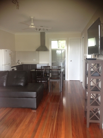 Imagen de la habitación del Hotel Paradise Palms Resort. Foto 2