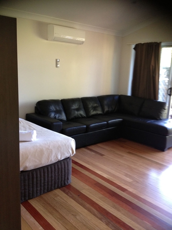 Imagen de la habitación del Hotel Paradise Palms Resort. Foto 6