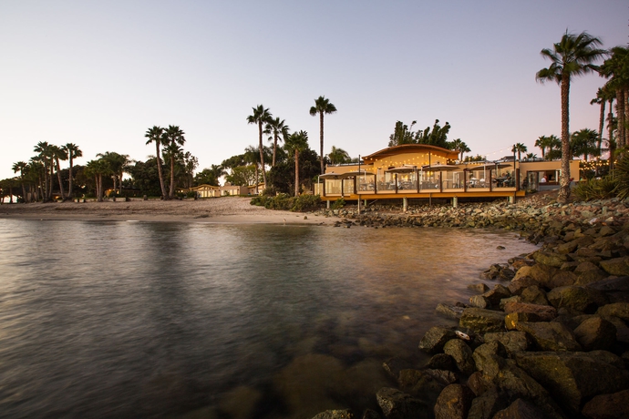 Imagen del bar/restaurante del Hotel Paradise Point Resort and Spa. Foto 3