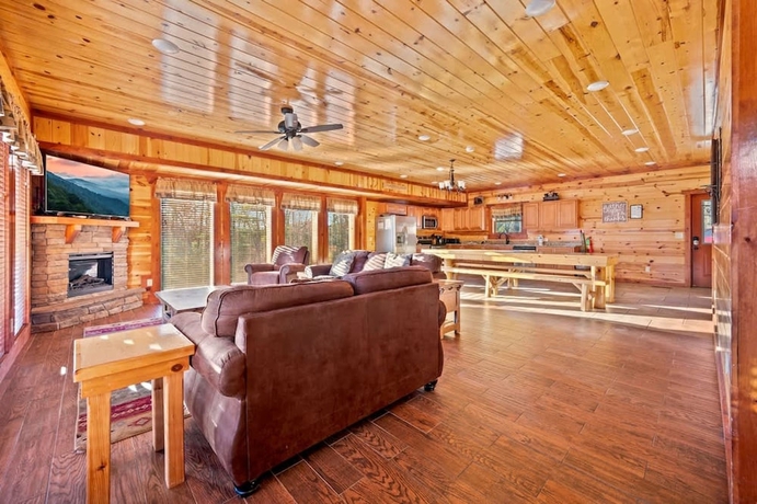 Imagen de la habitación del Hotel Paradise Pointe Pool Lodge by Beyond Expectations. Foto 9