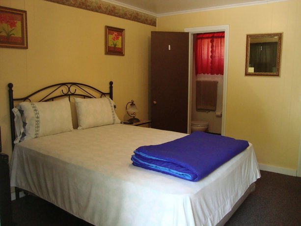 Imagen de la habitación del Hotel Paradise Resort and Cabins. Foto 3
