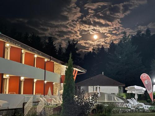 Imagen general del Hotel Paradise SPA, Tsigov Chark. Foto 12