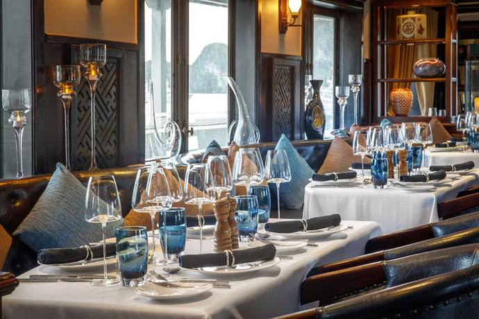 Imagen del bar/restaurante del Hotel Paradise Sails Cruise Ha Long. Foto 5