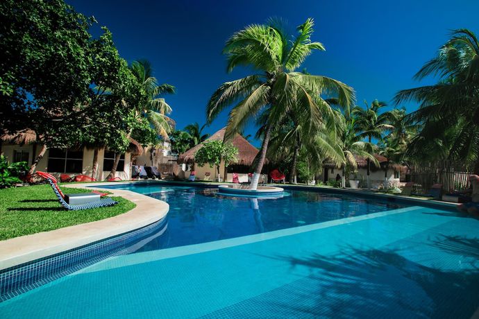 Imagen general del Hotel Paradise Suites, Isla Mujeres. Foto 1