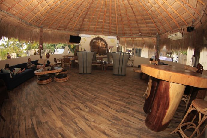 Imagen de los interiores del Hotel Paradise Suites, Isla Mujeres. Foto 20