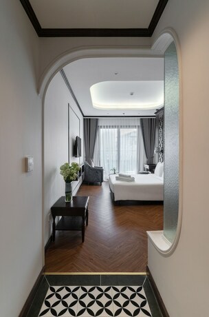 Imagen general del Hotel Paradise Suites Nguyen Khuyen. Foto 13