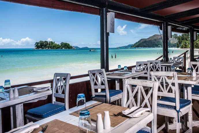 Imagen del bar/restaurante del Hotel Paradise Sun. Foto 13