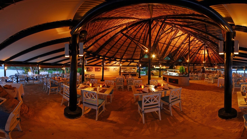 Imagen del bar/restaurante del Hotel Paradise Sun. Foto 14