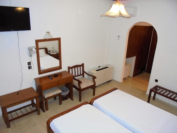 Imagen de la habitación del Hotel Paradise, Vassilias. Foto 3