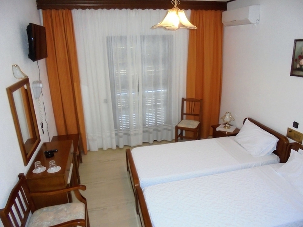 Imagen de la habitación del Hotel Paradise, Vassilias. Foto 11