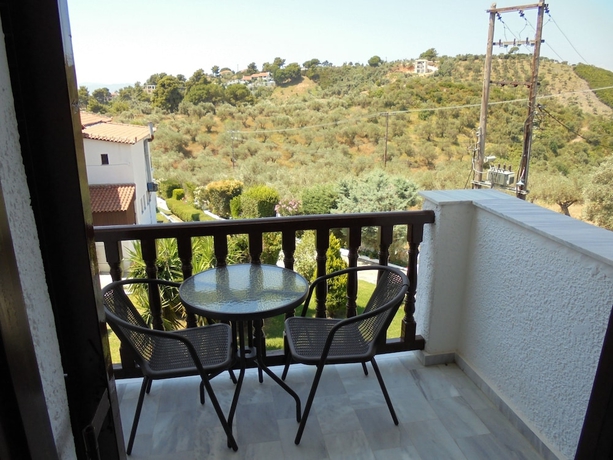 Imagen de la habitación del Hotel Paradise, Vassilias. Foto 16