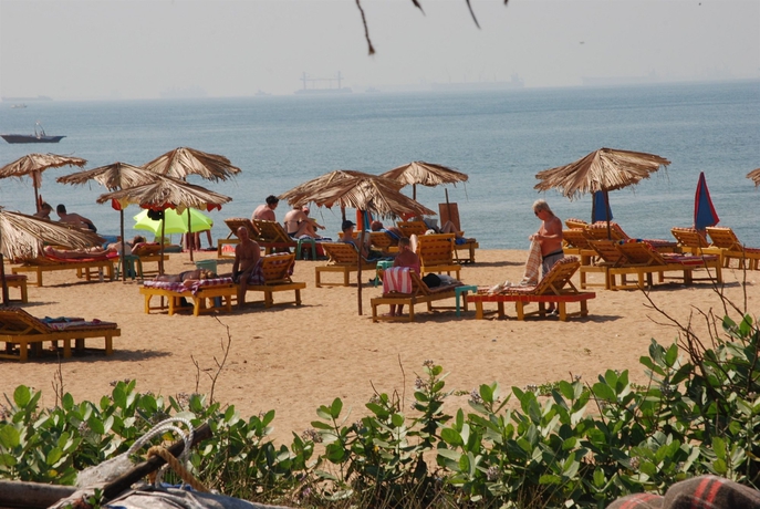 Imagen general del Hotel Paradise Village Beach Resort. Foto 1