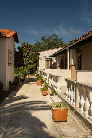 Imagen general del Hotel Paradise Village, Corfu. Foto 8