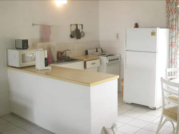 Imagen de la habitación del Hotel Paradise Villas. Foto 7