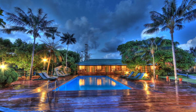 Imagen de la piscina del Hotel Paradise and Resort. Foto 15