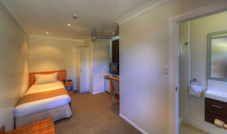 Imagen de la habitación del Hotel Paradise and Resort. Foto 7