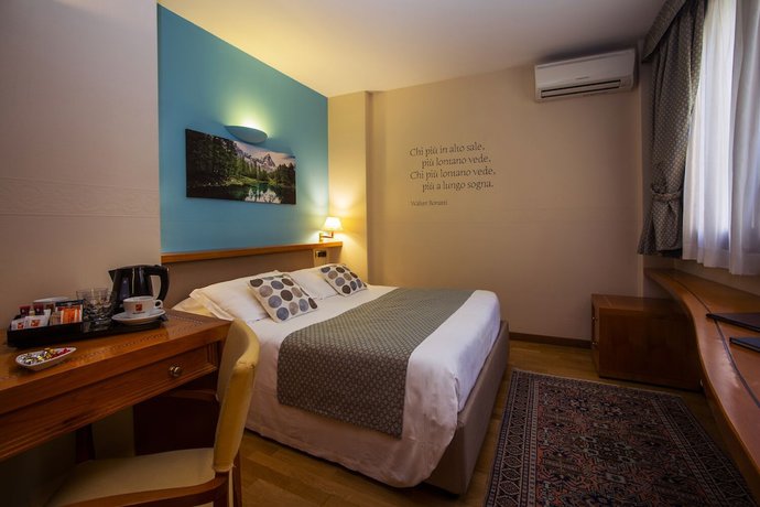 Imagen de la habitación del Hotel Paradise and Wellness. Foto 16