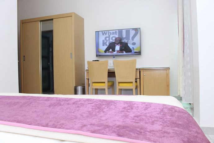 Imagen de la habitación del Hotel Paradisia Hotel. Foto 17