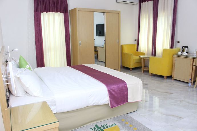 Imagen de la habitación del Hotel Paradisia Hotel. Foto 19