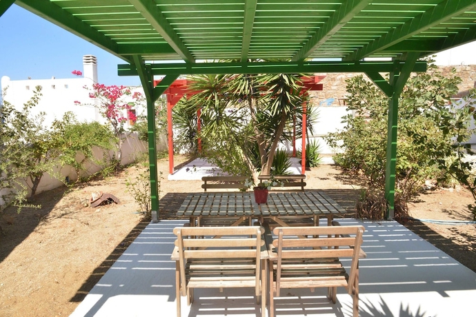 Imagen de los exteriores del Hotel Paradisia Villas. Foto 19